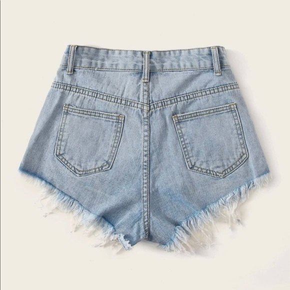 SHORTS BRAND NEW NO TAGS UNFORTUNATELY. - Picture 2 of 4